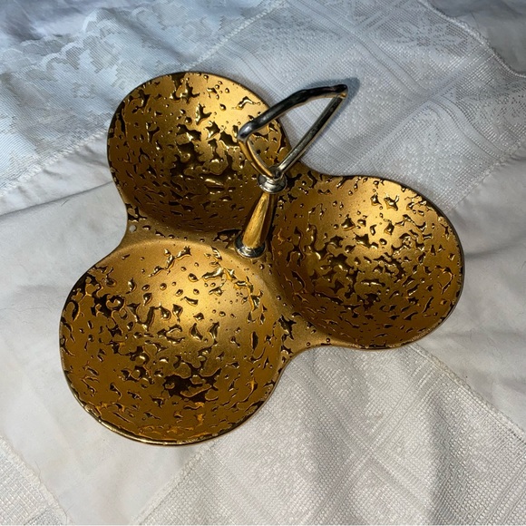 Other - Vintage Weeping Bright 22 K Gold Candy Nut serving Dish Handle Hand Decorated 9”